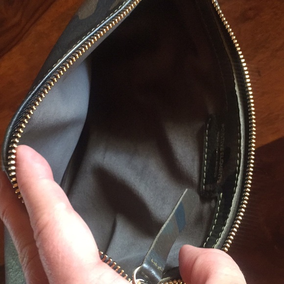 Positive Elements Genuine Leather Clutch. - Picture 5 of 5